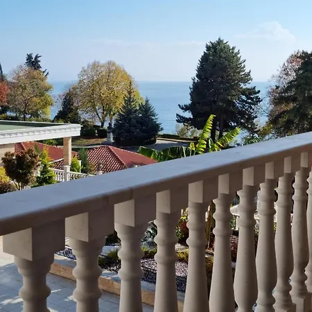 Deluxe Valencia Gardens, Апартамент