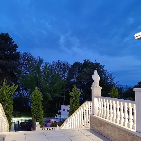 Deluxe Valencia Gardens, * Несебър