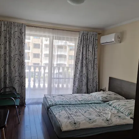 Deluxe Valencia Gardens, Апартамент *